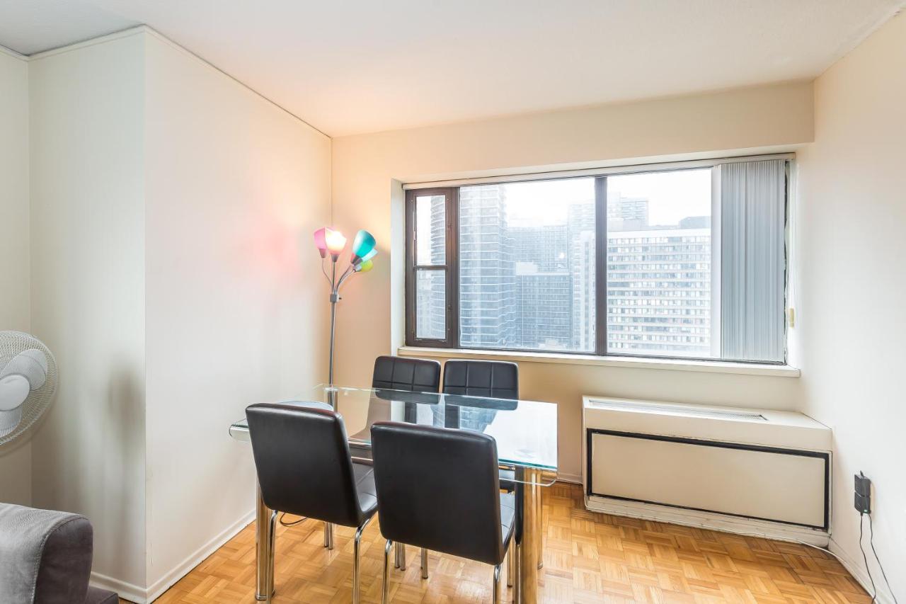 Appartement Toronto Furnished Living-Gerard Extérieur photo
